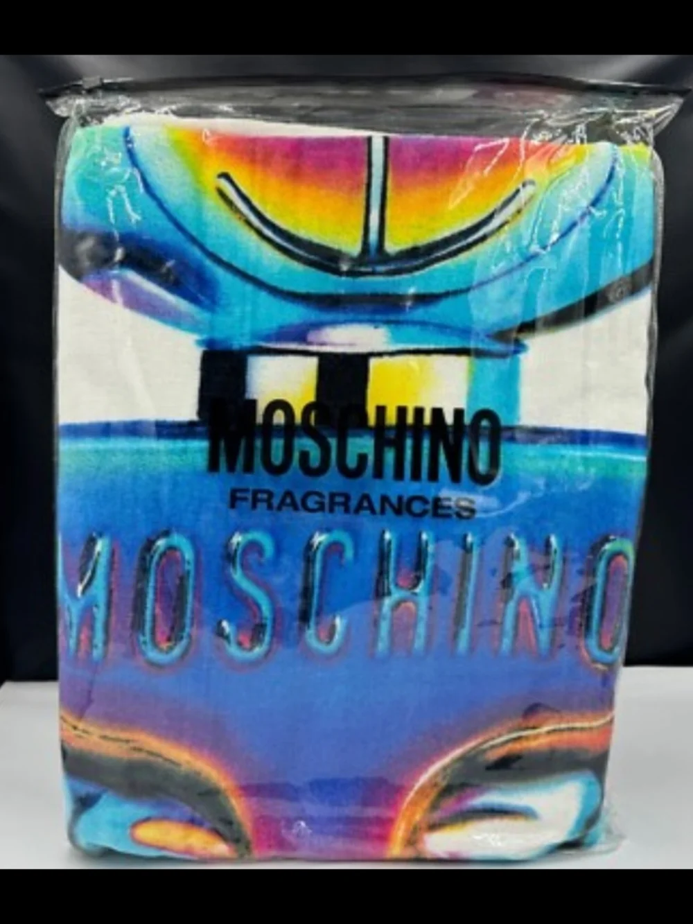 Moschino Toy 2 Pearl Beach Towel - Multicolor